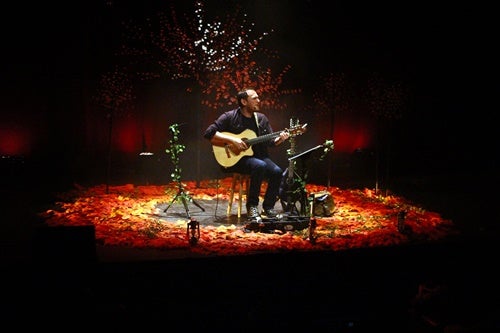 Ismael Serrano ofrece su concierto más íntimo en el Teatro Municipal