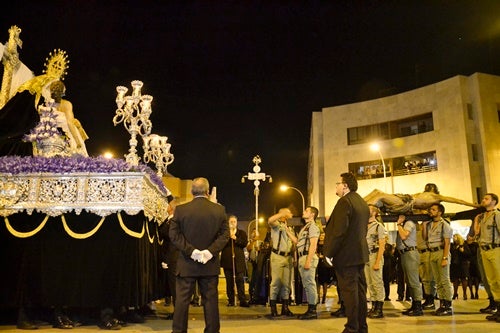 Emotiva despedida entre Nuestra Señora de las Angustias y el Santísimo Cristo de la Buena Muerte