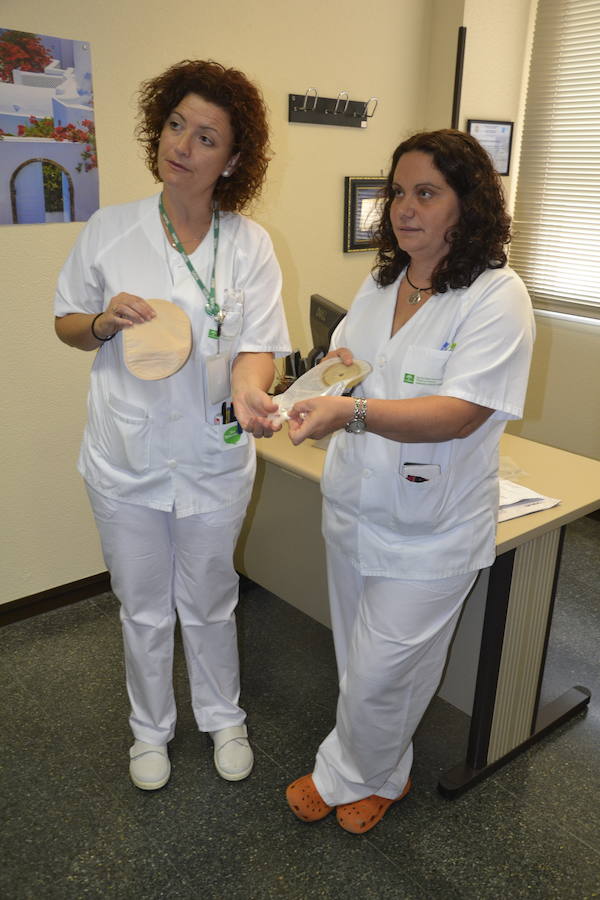 La consulta de Ostomía atiende a un centenar de pacientes desde su apertura hace un año