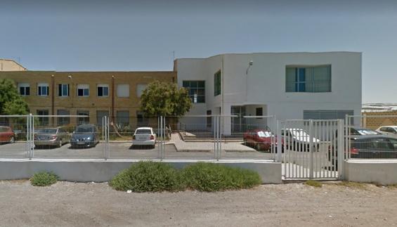 Detenido un menor acusado de agredir a una profesora en un IES de Balerma