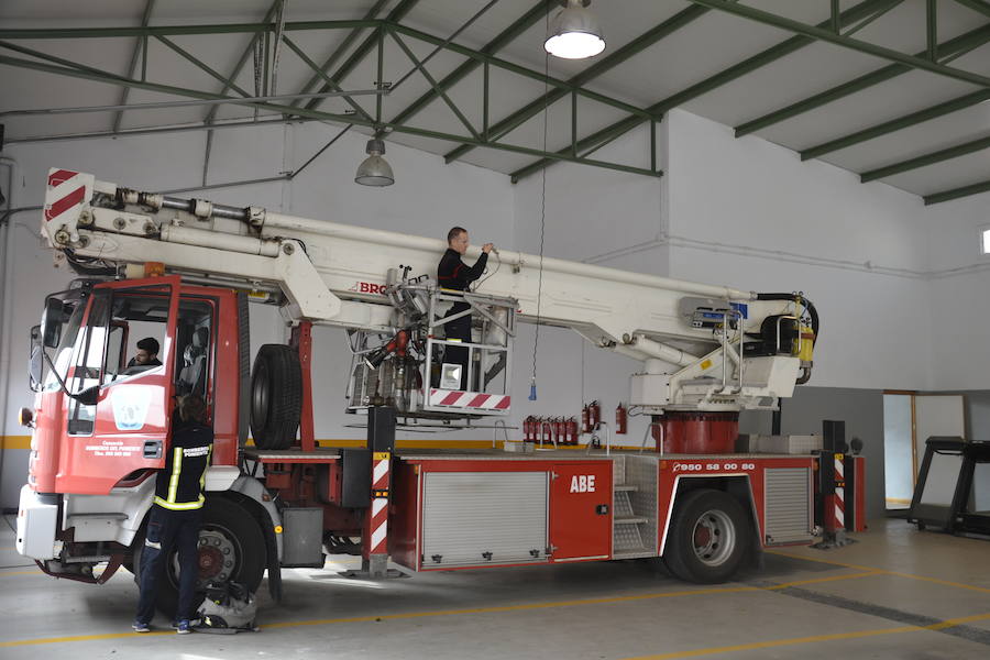 Las últimas reivindicaciones realizadas por los Bomberos del Poniente se centran en su propia seguridad y prestación del servicio. 