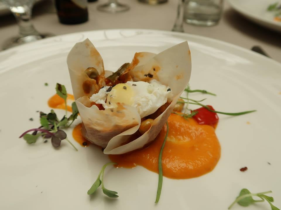 Pisto al estilo granaíno. Restaurante Pilar del Toro. Hospital de Santa Ana, 12.