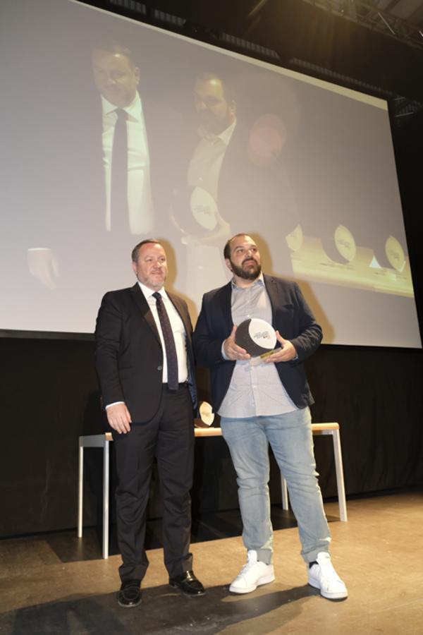 El Centro de Formación Profesional La Inmaculada acoge la entrega de los premios a seis restauradores y establecimientos de la provincia de Granada