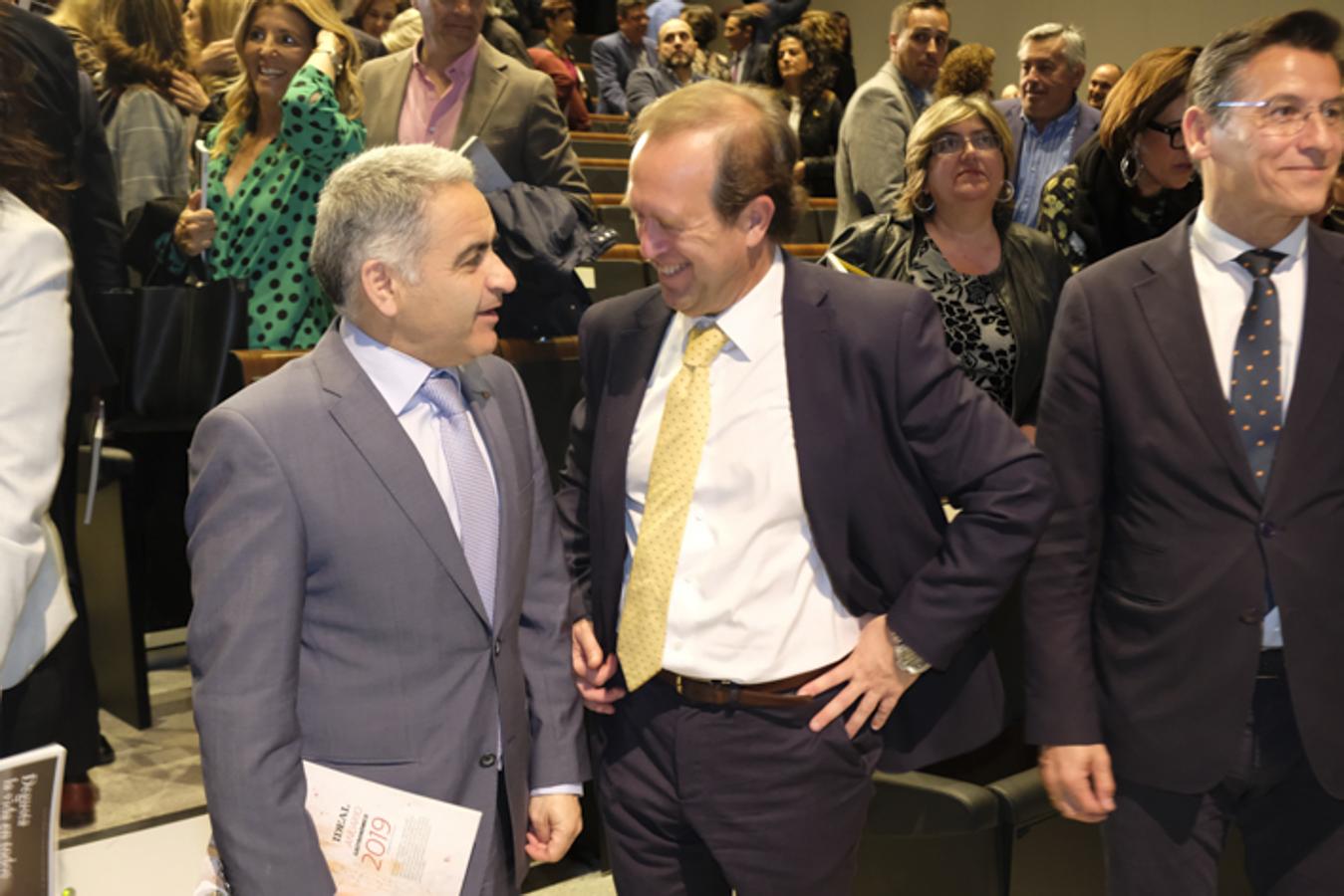 El Centro de Formación Profesional La Inmaculada acoge la entrega de los premios a seis restauradores y establecimientos de la provincia de Granada