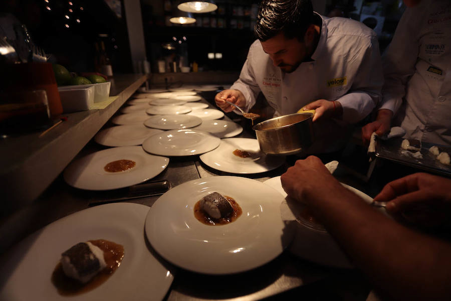 Por segundo año consecutivo el chef del Hotel Miba, José de la Blanca, reunió a casi una veintena de cocineros para conmemorar unas jornadas en honor al cocinero Emilio Cervilla. Una noche para el recuerdo, llena de connotaciones emotivas, pero sobre todo cargada de compañerismo gastronómico.