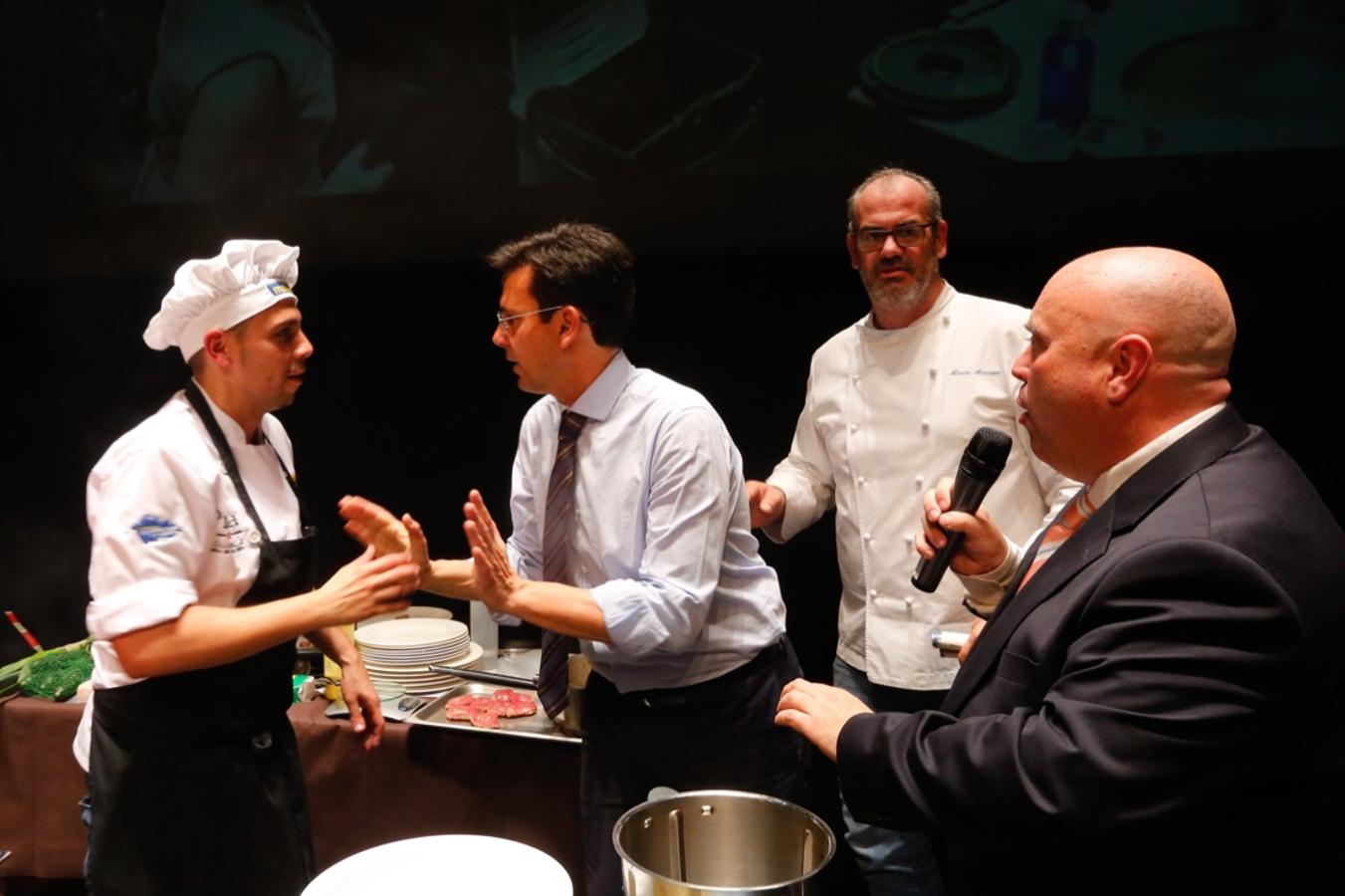 En esta galería puedes ver las mejores imágenes de la final de Granadajoven Chef