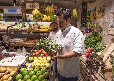 Imagen secundaria 1 - Mercados de San Agustín en Granada: descubre todos sus puestos