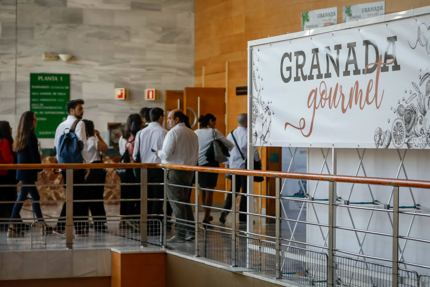 El director general de IDEAL destaca en el acto de inauguración el programa de la sexta edición