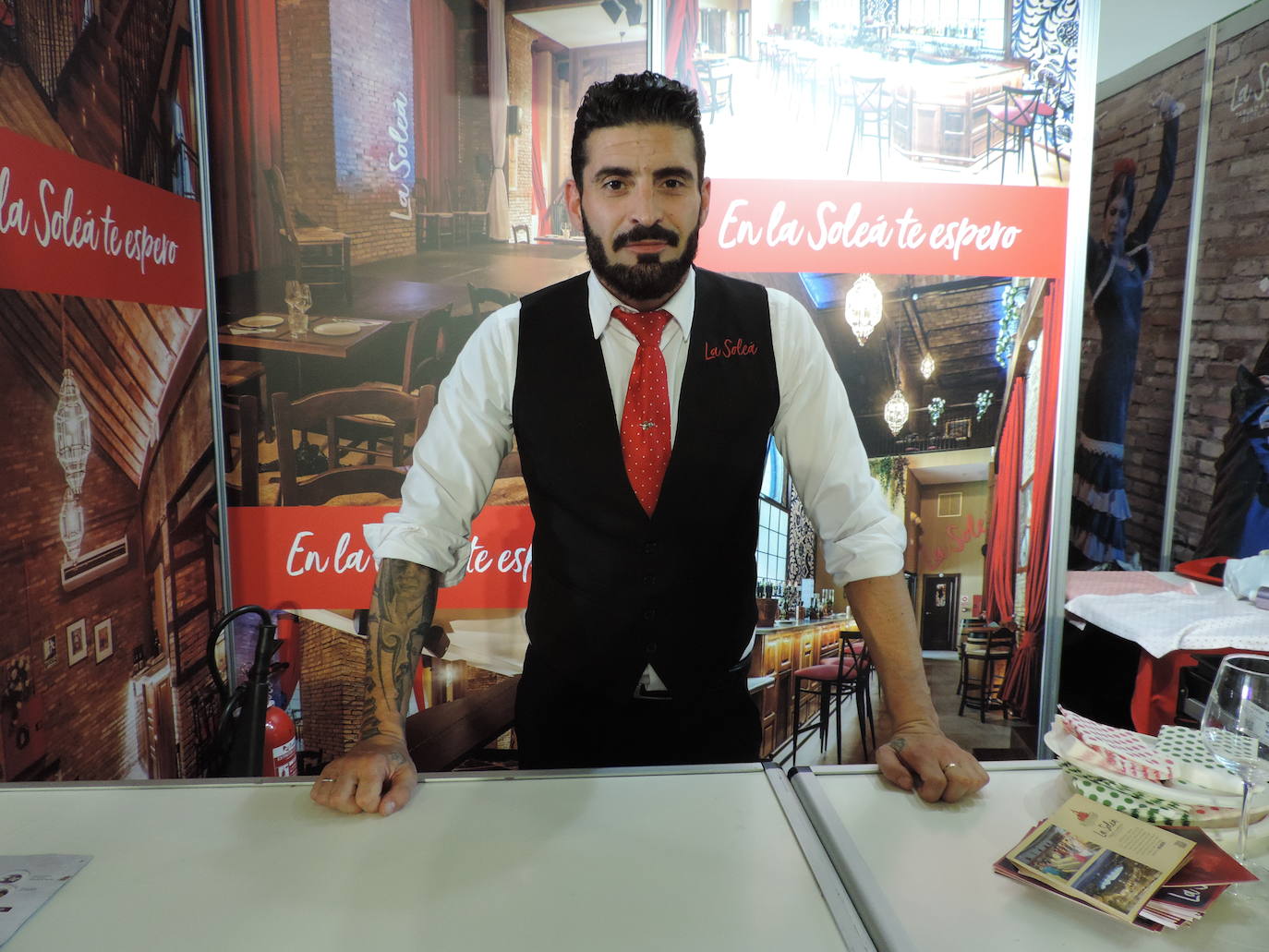 Magnífico ambiente en la zona dedicada a estos locales en el Palacio de Congresos