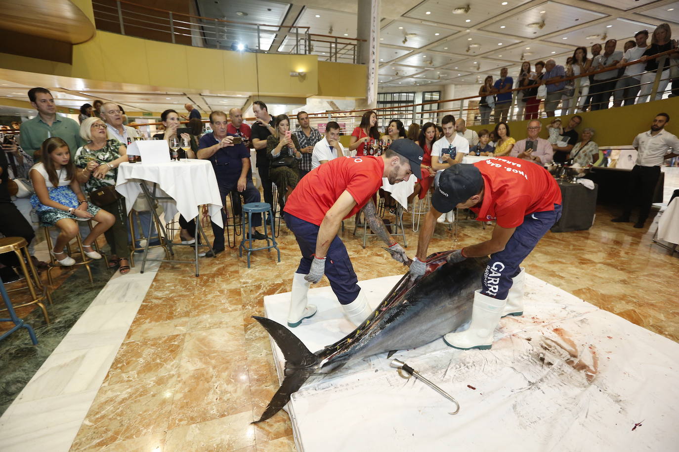 Los asistentes a Granada Gourmet pudieron presenciar un ronqueo en vivo