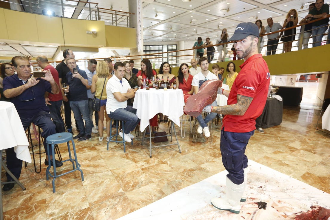 Los asistentes a Granada Gourmet pudieron presenciar un ronqueo en vivo