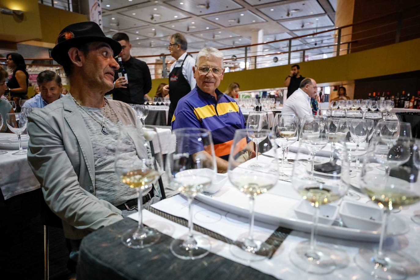 Juan Muñoz, uno de los mejores sumilleres de España, dirigió una cata llena de aromas, colores y sabores