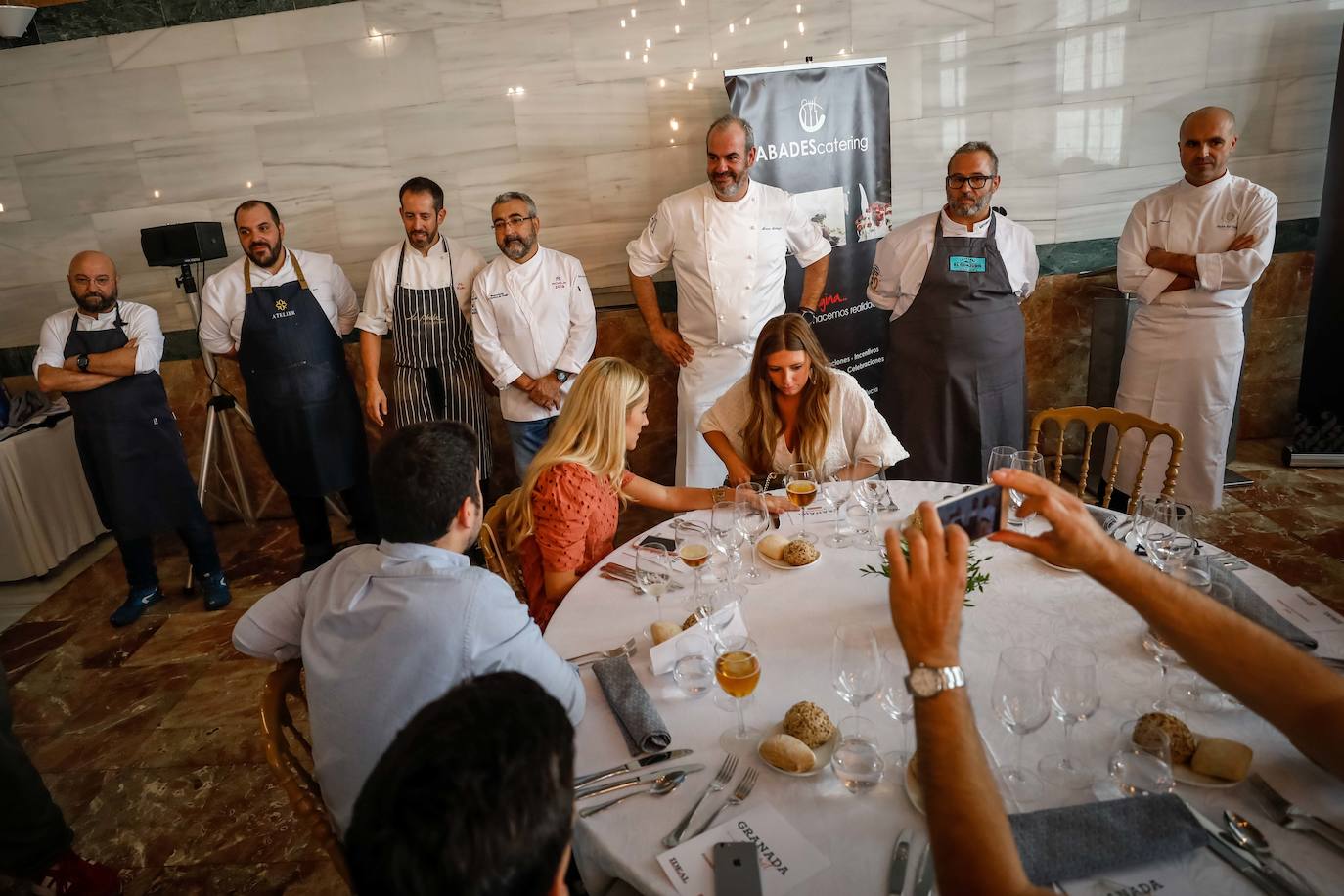 Carme Ruscalleda recibe el premio de Granada Gourmet, un congreso que se ha rendido a su cercanía y sencillez
