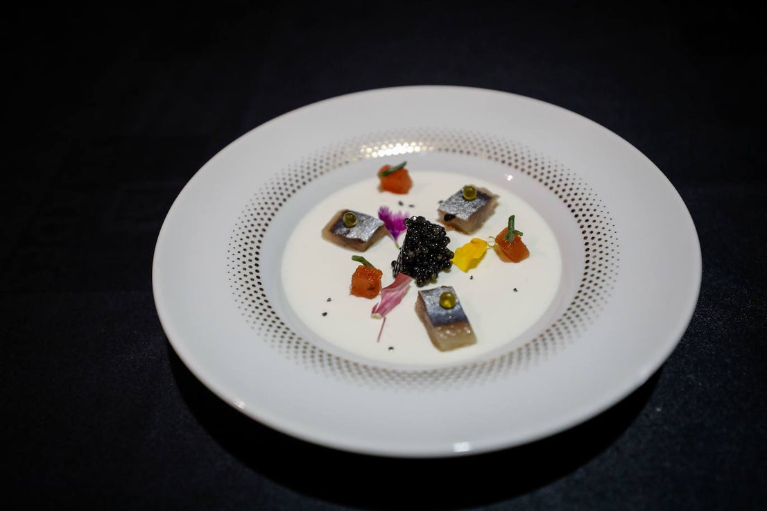 Carme Ruscalleda recibe el premio de Granada Gourmet, un congreso que se ha rendido a su cercanía y sencillez
