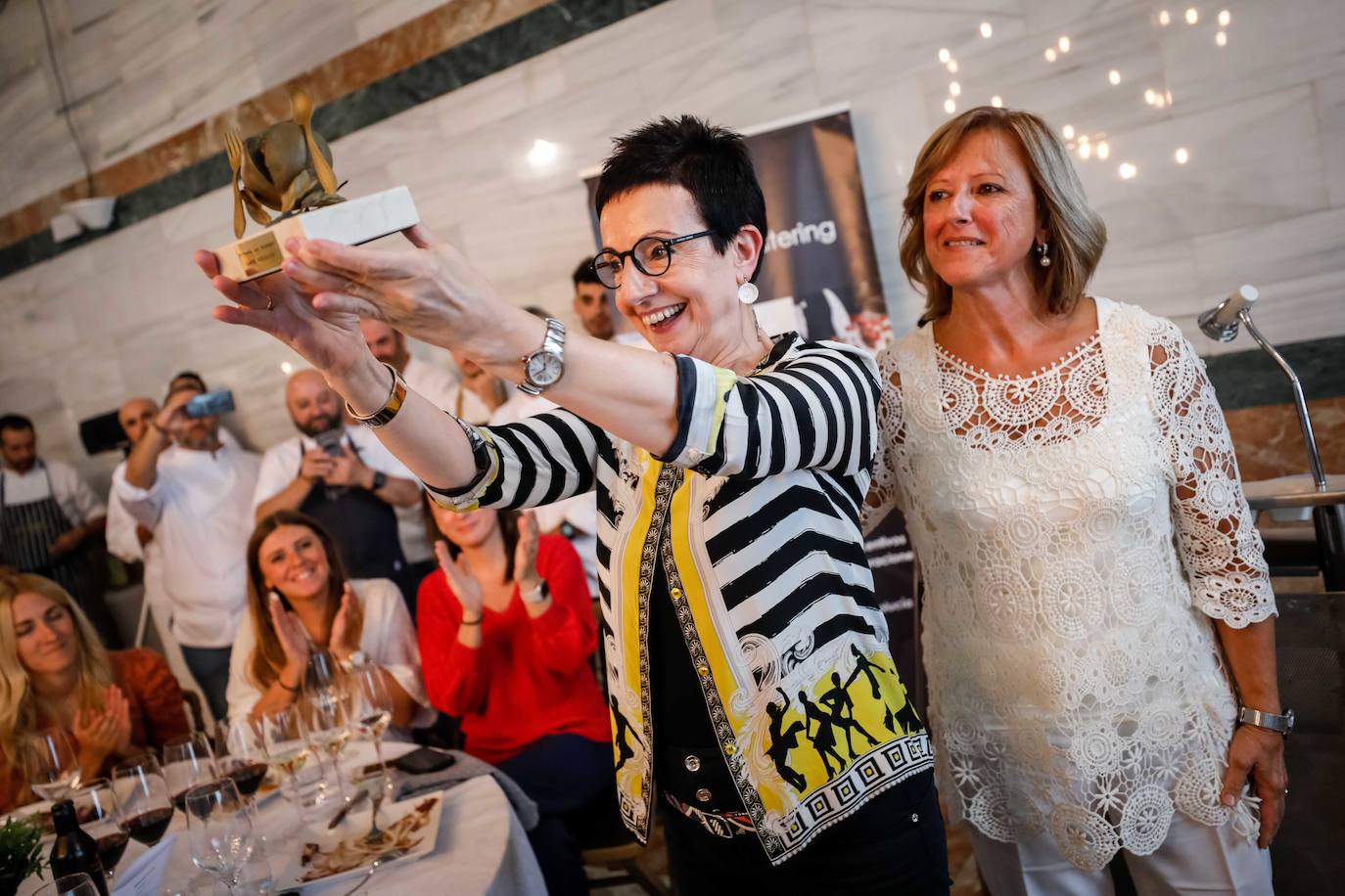 Carme Ruscalleda recibe el premio de Granada Gourmet, un congreso que se ha rendido a su cercanía y sencillez
