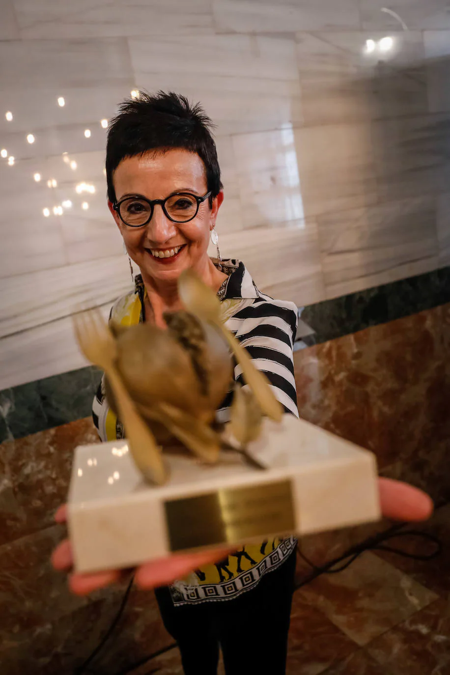 Carme Ruscalleda recibe el premio de Granada Gourmet, un congreso que se ha rendido a su cercanía y sencillez