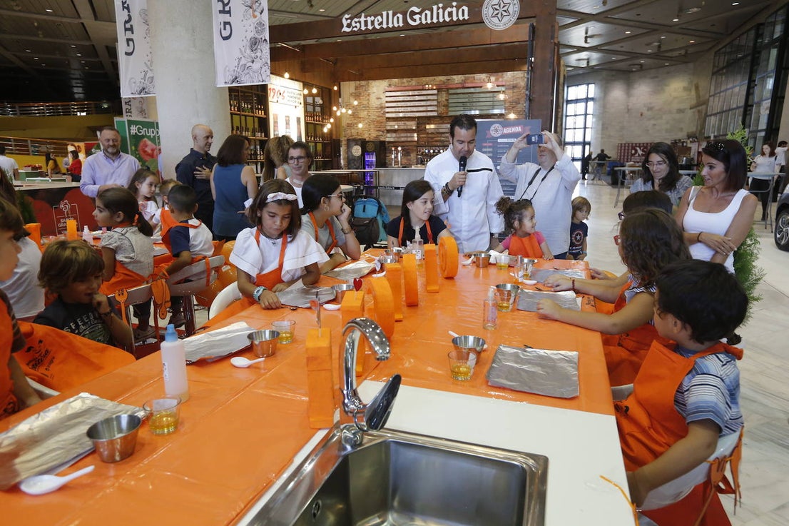 Impulsado por Inagra, y su popular personaje de 'Aceitina', esta cita con los niños se ha convertido en uno de los momentos más entrañables de cada edición de Granada Gourmet