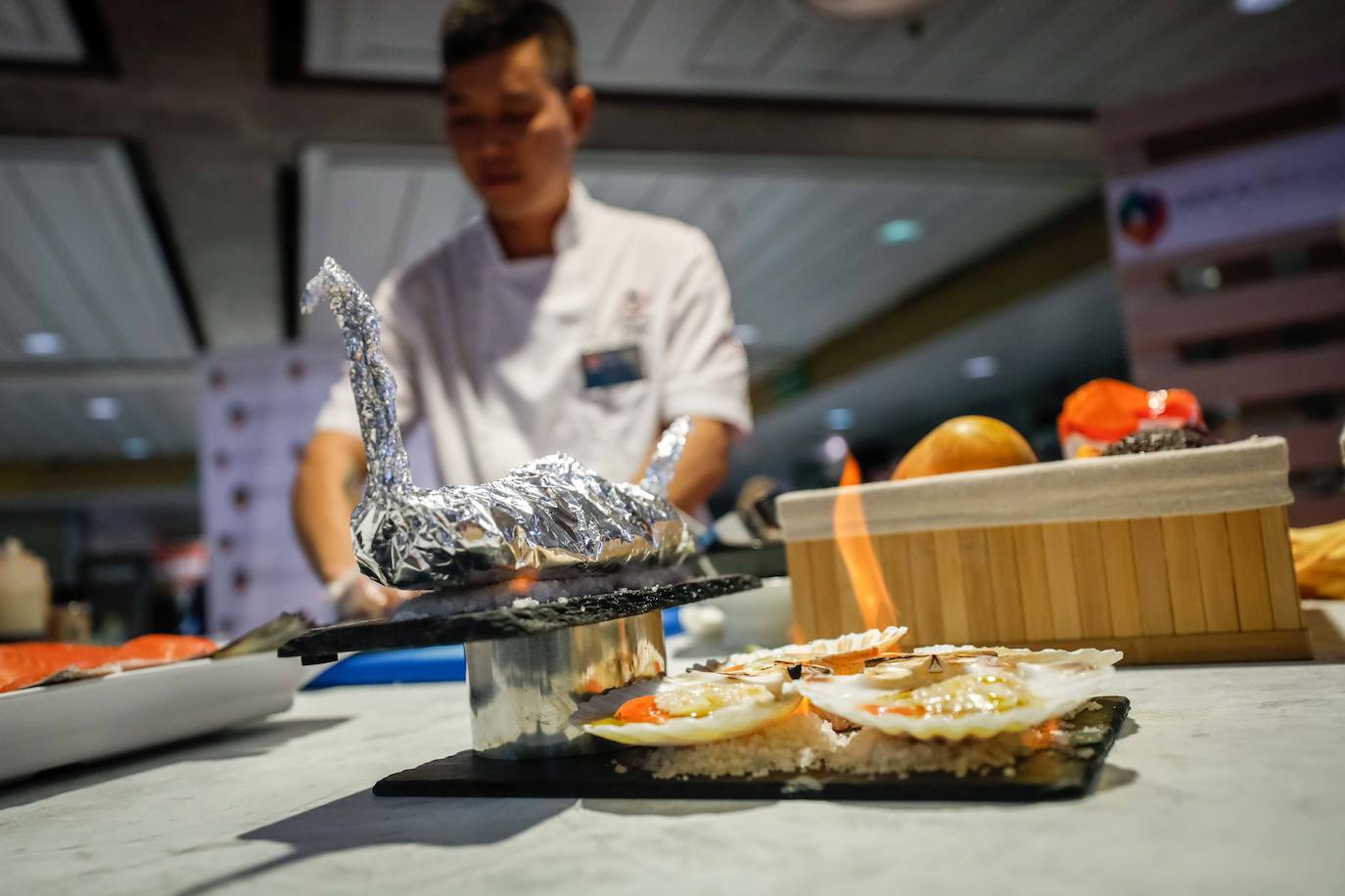 Un experto en cocina japonesa desvela los secretos del ronqueo del salmón