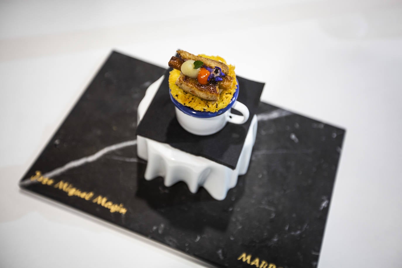 El chef granadino ha quedado segundo clasificado en el XVI Concurso Nacional de Tapas de Madrid Fusión 