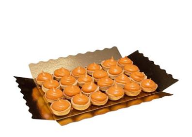 Imagen secundaria 1 - (Arriba) Creps de espárrago. (Abajo Izquierda) Tartaletas de salmorejo y mini tortillas 