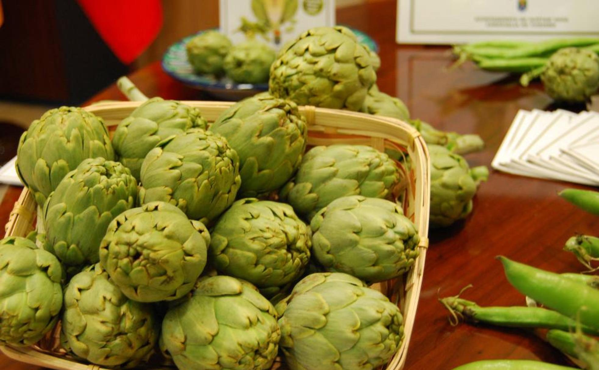 Gastronomía de Huétor Vega, Granada | Alcachofas y habas el corazón de la Vega