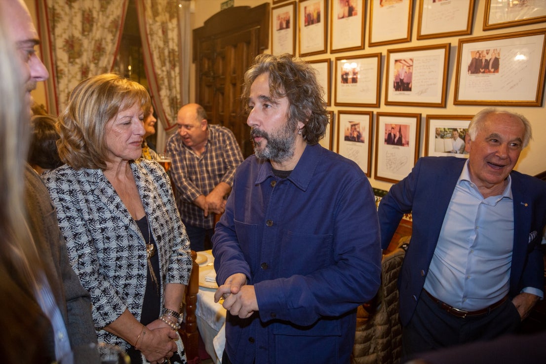 Momento del acto de entrega del premio Luis Oruezábal.