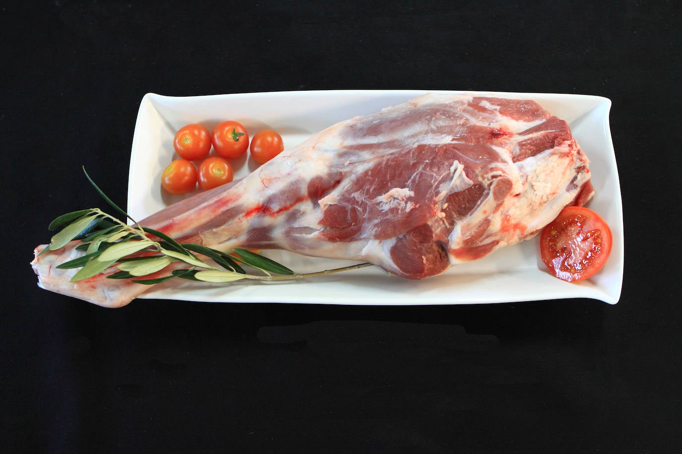 Imagen secundaria 1 - 1. Chuletas de cordero segureño. 2. Pierna de cordero. 3. Ejemplares de oveja segureña. 