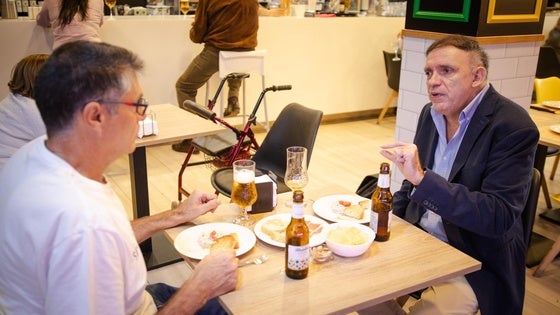 «Me gusta proyectar películas filmadas en Granada»