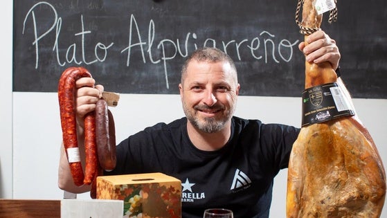 La nueva taberna de Granada donde comer lo mejor de La Alpujarra