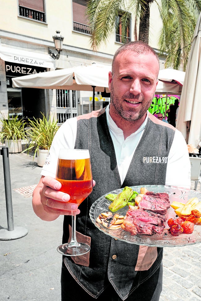 Jose Padilla, propietario de Pureza 90.