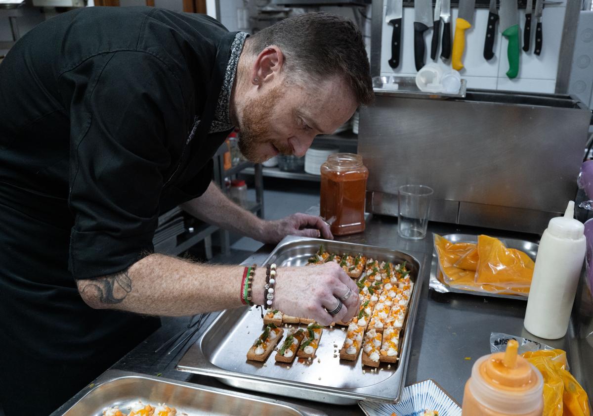 Imagen principal - Comiendo con Lorca en Las Tinajas