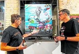 Luciano Sánchez invita a detenerse frente a las obras para disfrutar de los detalles.