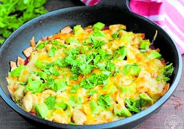 Receta fácil de cazuela de pollo y tortilla al estilo mexicano