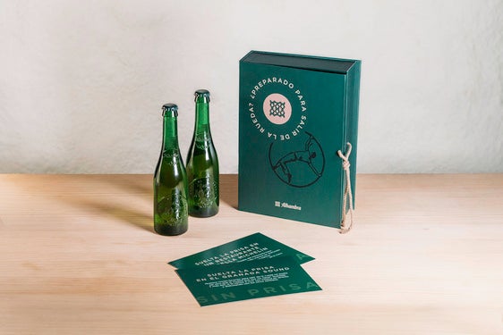 La 1925 de Cervezas Alhambra para y enriquece el tiempo