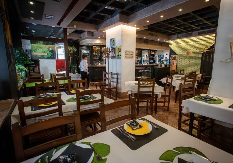 Imagen principal - Los placeres de la cocina asturiana en el centro de Granada
