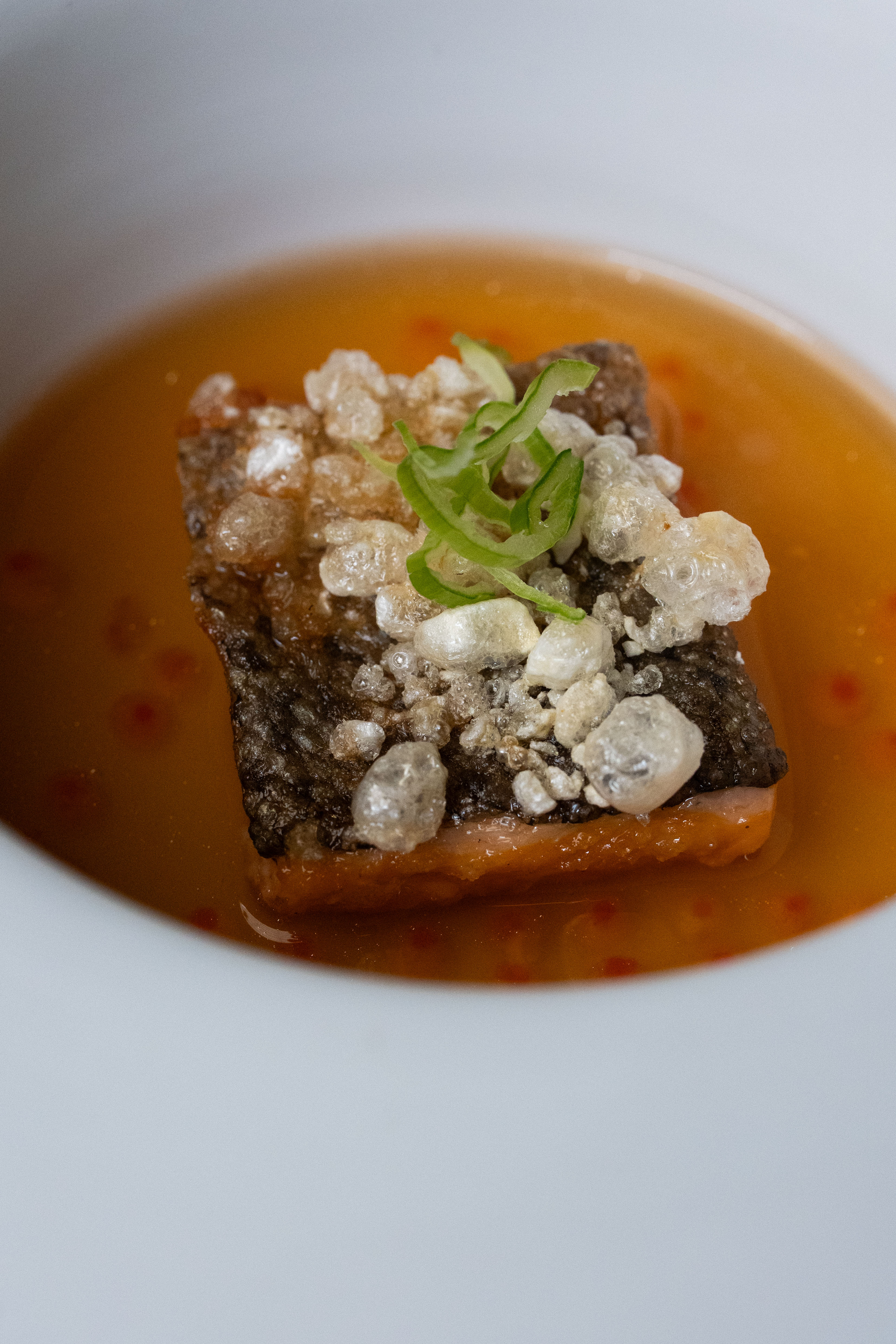 Imagen principal - Llega el ansiado estreno del restaurante 'Cauce' de Chechu González en Granada