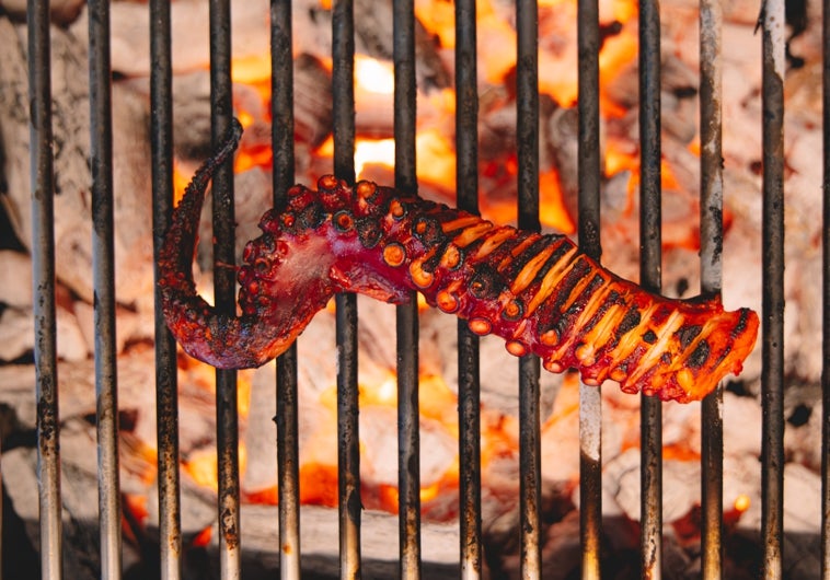 Imagen principal - Restaurantes fresquitos cerca de Granada para huir del calor en verano