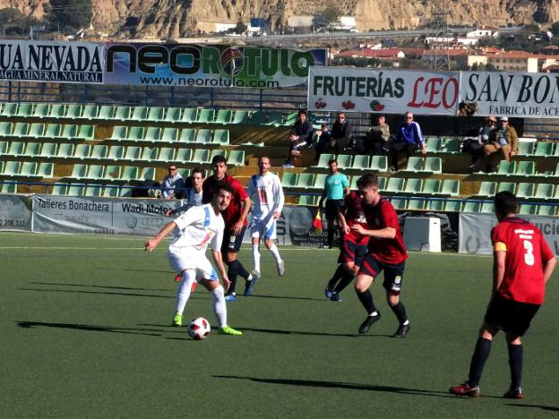 La fortuna es tacaña con el Guadix