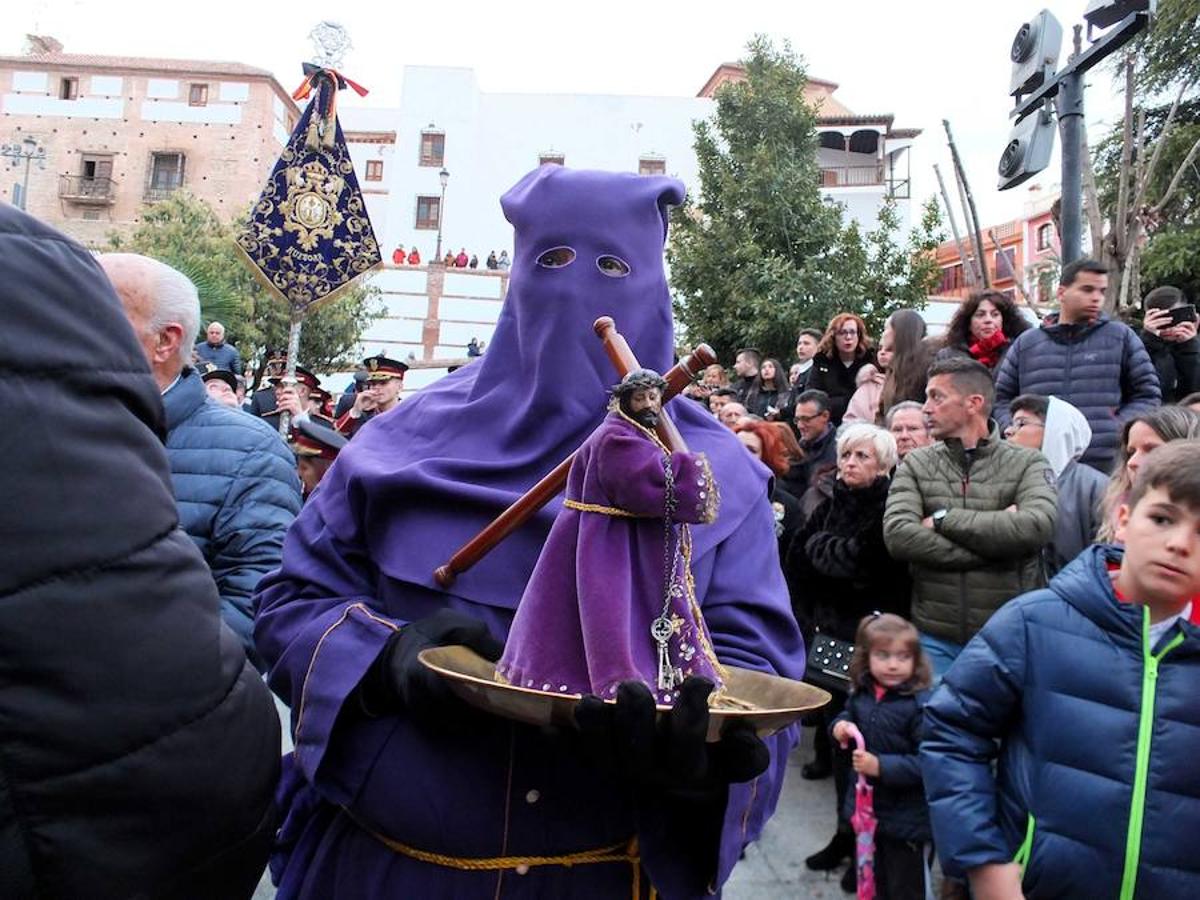 La hermandad del Nazareno mantuvo el acto de imposición de las llaves a la imagen de Jesús Nazareno, pese a que recientemente la clausura haya cerrado sus puertas. La persona encargada de subir a la peana para poner las llaves del convento en las manos del Nazareno fue Francisco Gabarrón Navarro