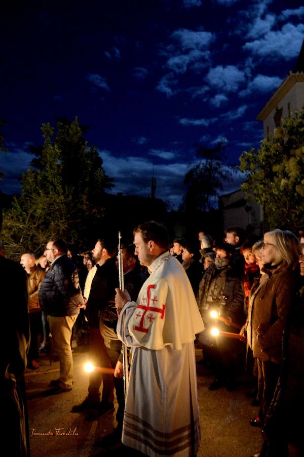 La Hermandad del Cristo de la Luz realizó la procesión del silencio en la medianoche del Viernes Santo. Por la mañana sus dos pasos salieron a la calle.