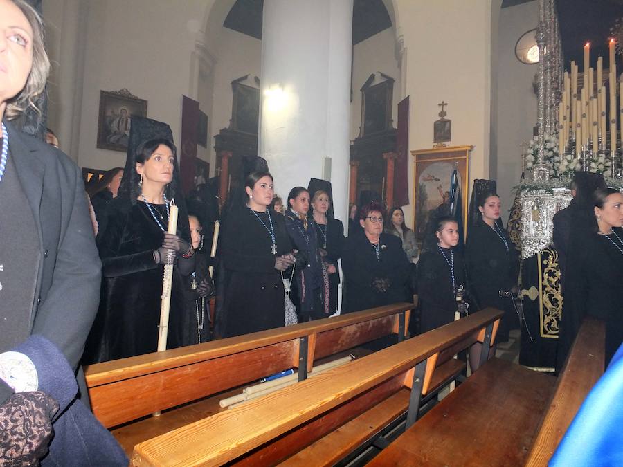 La Hermandad de las Lágrimas suspendió su estación y realizó una oración en el interior del templo.