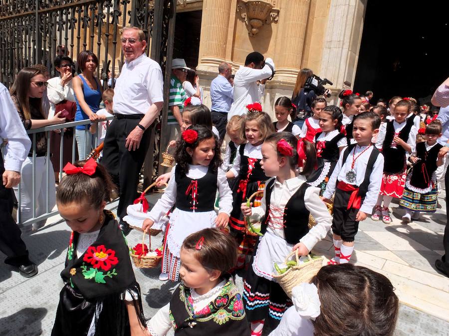 Guadix celebra la festividad de su patrón con la procesión de la imagen y reliquia del varón apostólico y primer obispo de la diócesis accitana. 