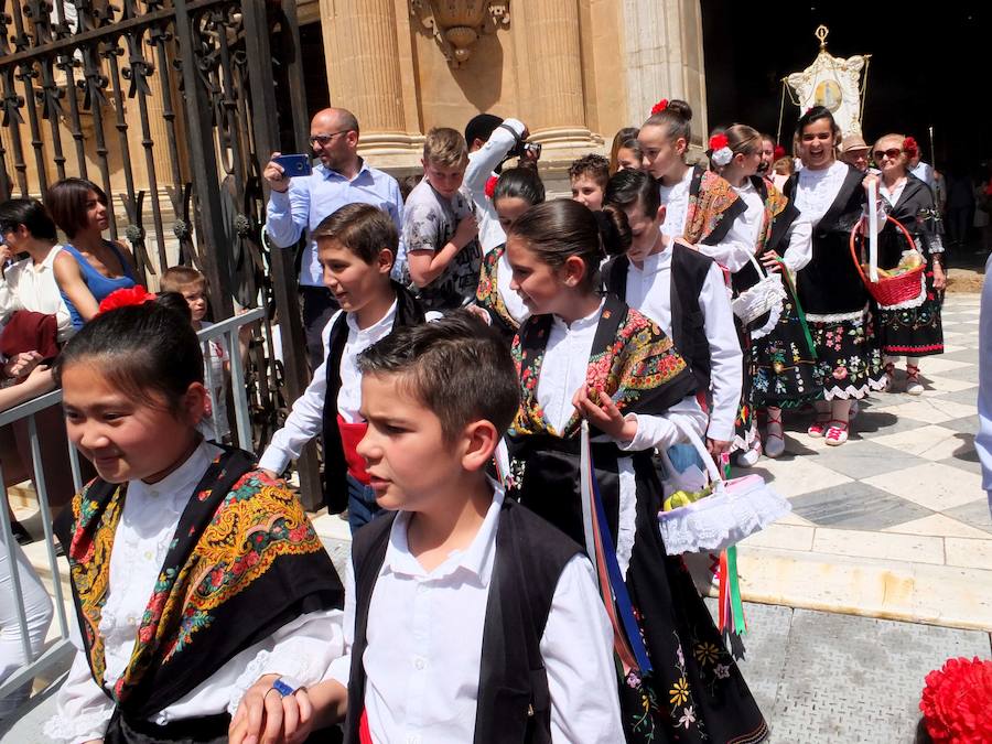 Guadix celebra la festividad de su patrón con la procesión de la imagen y reliquia del varón apostólico y primer obispo de la diócesis accitana. 