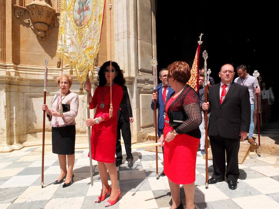 Guadix celebra la festividad de su patrón con la procesión de la imagen y reliquia del varón apostólico y primer obispo de la diócesis accitana. 