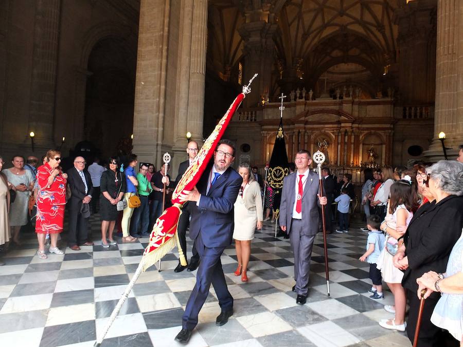 Guadix celebra la festividad de su patrón con la procesión de la imagen y reliquia del varón apostólico y primer obispo de la diócesis accitana. 