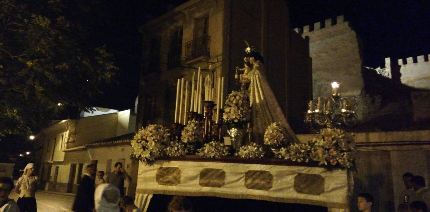 Los cultos en honor a la Virgen del Carmen culminaron el 16 de julio con la procesión por las calles de Guadix. 