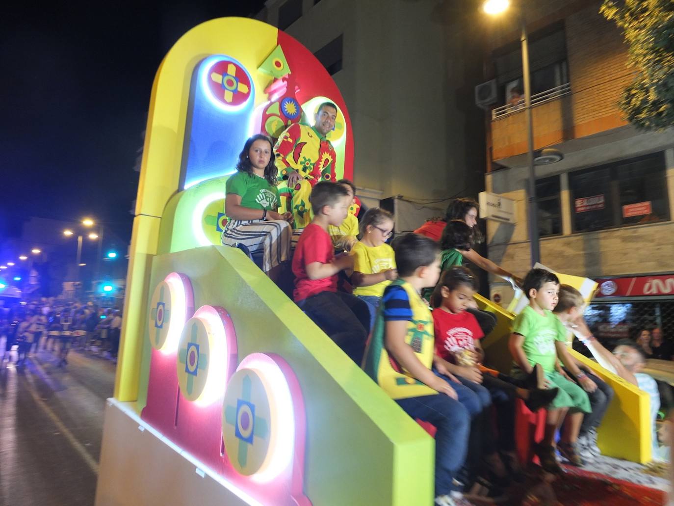 Cascamorras participó en el desfile. 