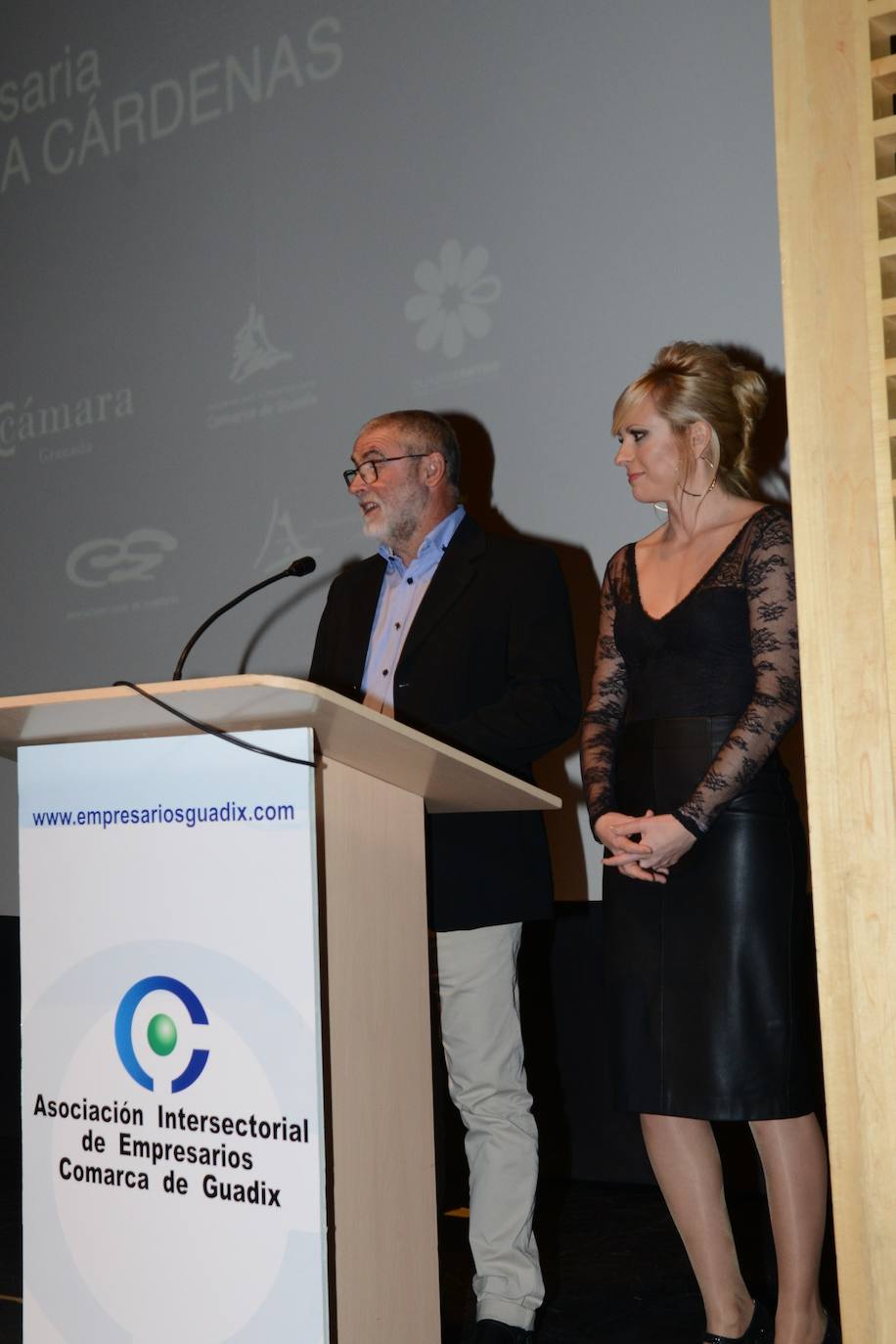 Entrega de los premios de la gala de la Asociación Intersectorial. 