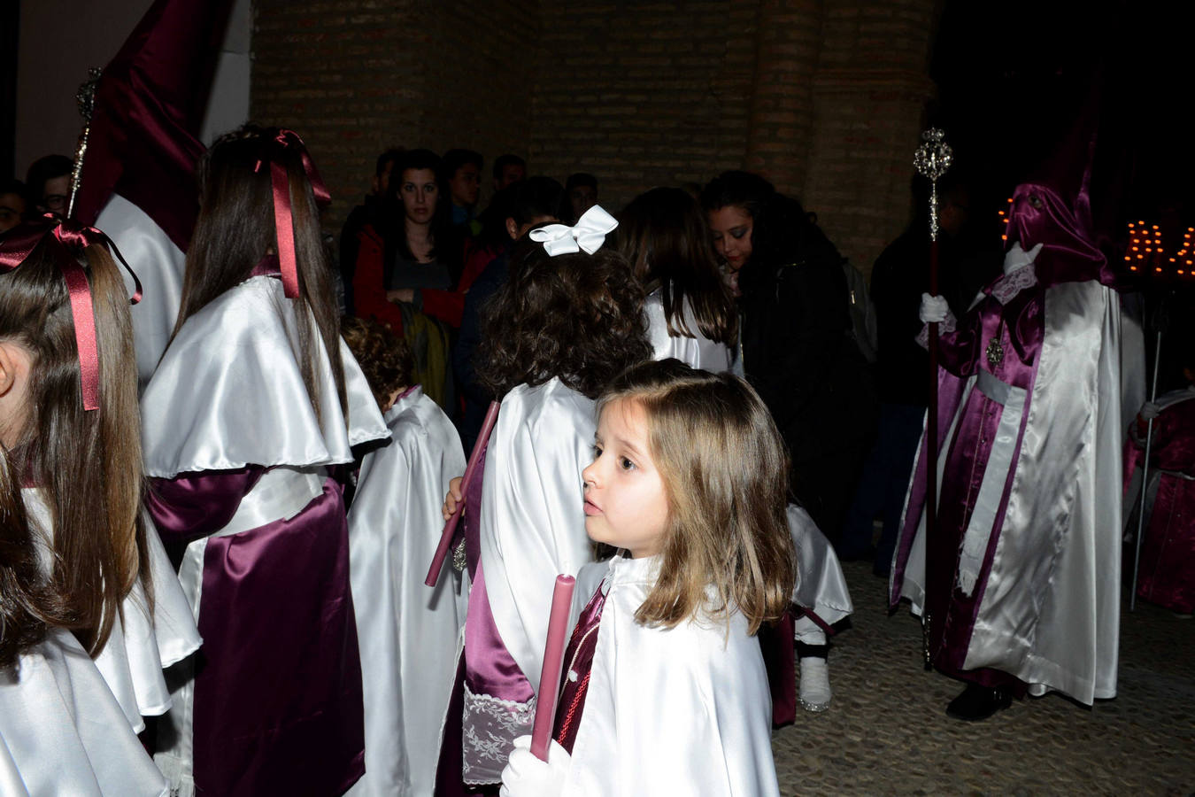 Cientos de personas en las calles de Guadix para vivir el Martes Santo de años anteriores