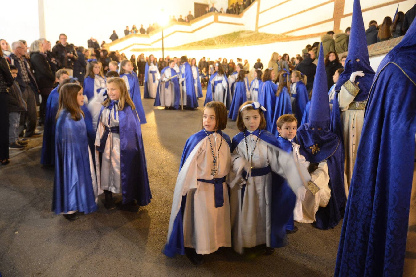 Devoción en las calles de Guadix durante el Jueves Santo